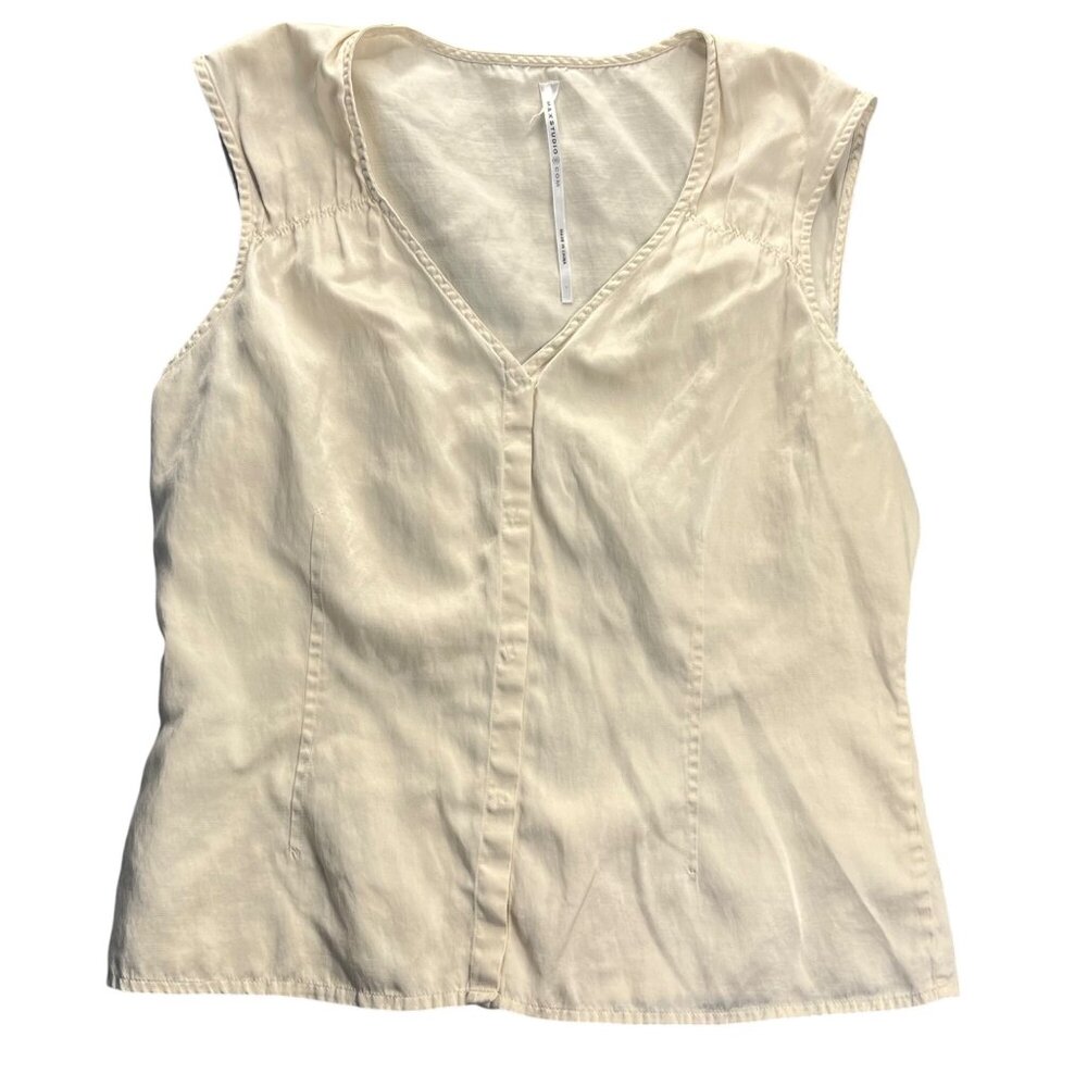 Max Studio Womens Beige V-Neck Sleeveless Top M Snap Closure Lightweight Silk Bl